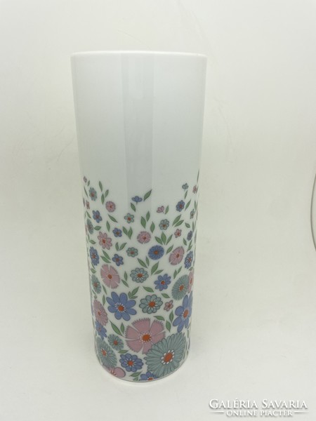Német Kaiser porcelán váza Franciska virágmintás 21cm
