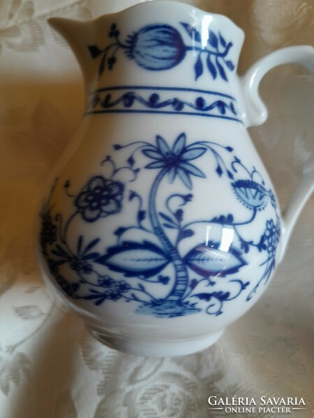 Onion flower collection coffee pot