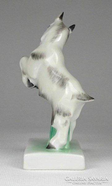 1P008 Herendi porcelán kecske talapzaton 11.5 cm