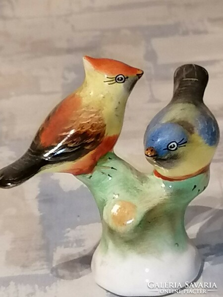Birds porcelain figure