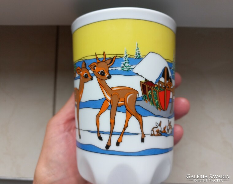 Zsolnay, mug with a Christmas scene