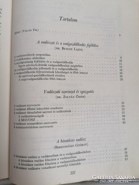Dezső Dr. Borzsák: professional hunter's manual.