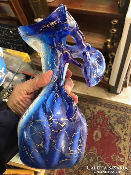 Murano glass vase from the 40s, 24 cm high.