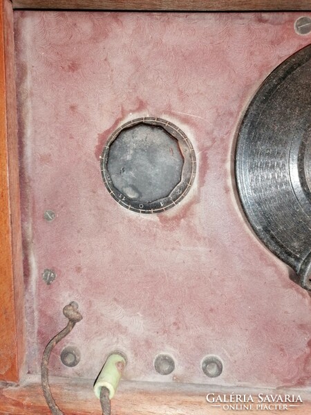 Antique 3-tube amateur radio