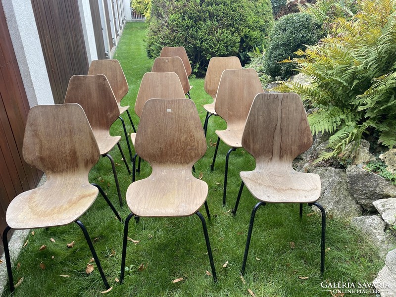 Blaha loft design school chairs