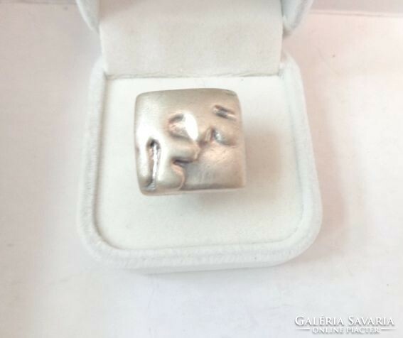 Silver abstract unique ring size 7
