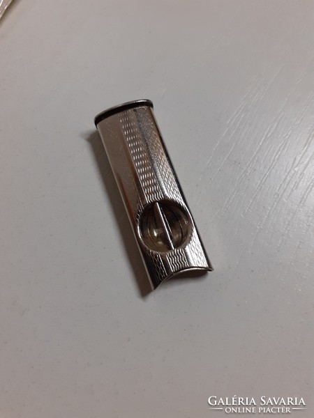Nice condition cigar cutter in a small plastic case