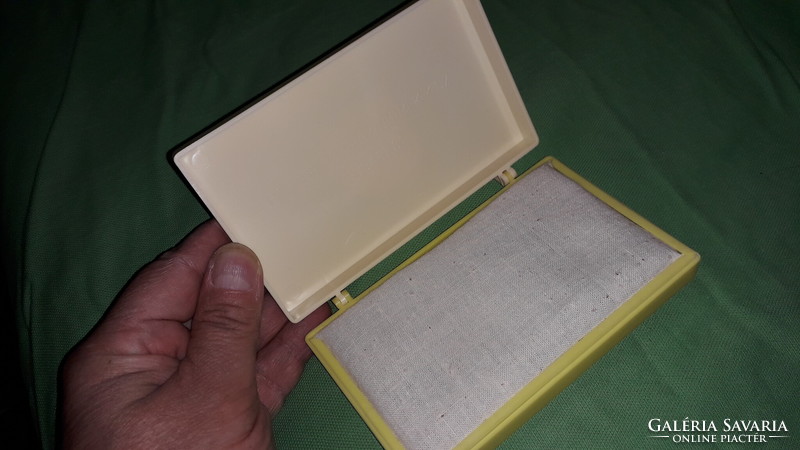 1950-s évek PAPÍRIPARI VÁLLALAT műanyag burkolatú bélyegzőpárna gyári állapotban a képek szerint