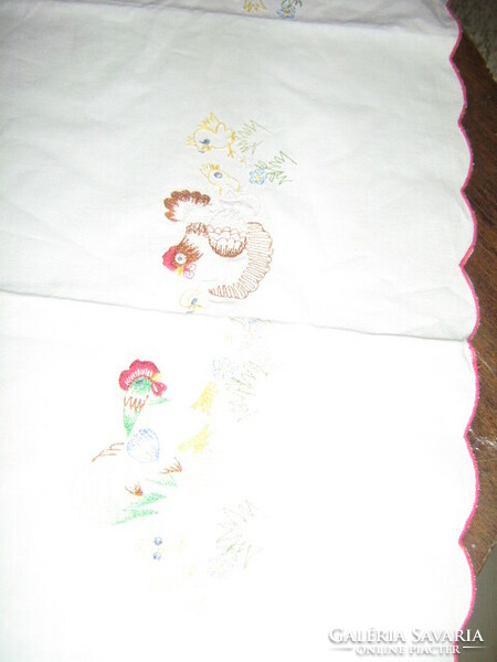 Beautiful rooster machine embroidered tablecloth