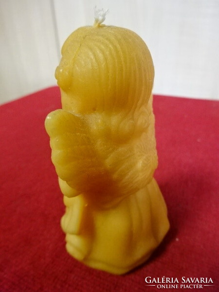 Honey brown, angel-shaped candle, height 10 cm. Jokai.