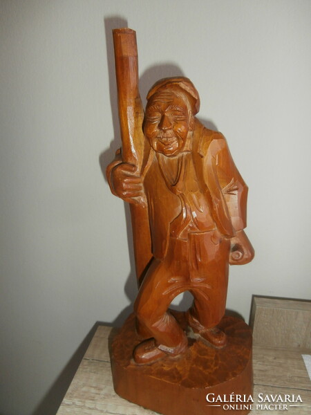 Carved wooden statue - cheerful drunk man 32cm