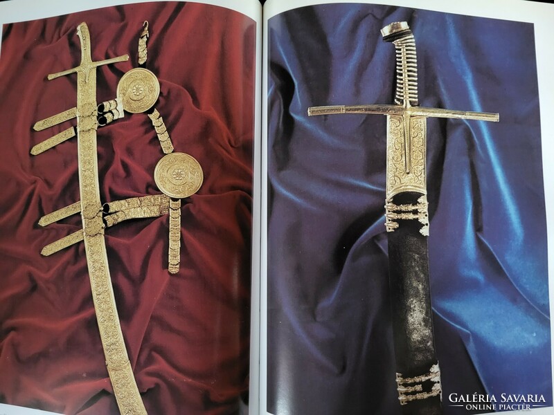 Treasures of weapons, ornamental weapons Ferenc of Temesvár, sword, sabre, armour