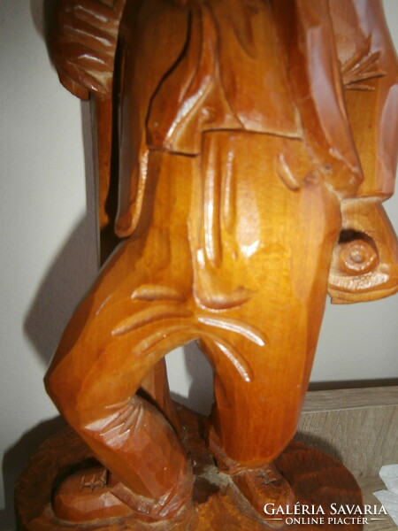 Carved wooden statue - cheerful drunk man 32cm