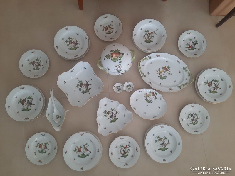 6 Personal Herend Rothschild patterned porcelain dinnerware