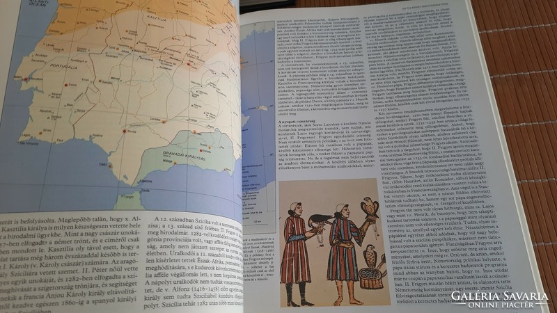 Atlas of Medieval Europe. HUF 4,000