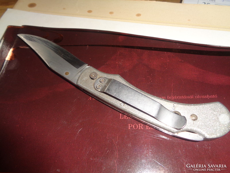 Taktikai kés  , Dixos  rostfrei KRUPP WNR4034 + 55 HRC  , penge 8 cm , teljes hossz 18 cm