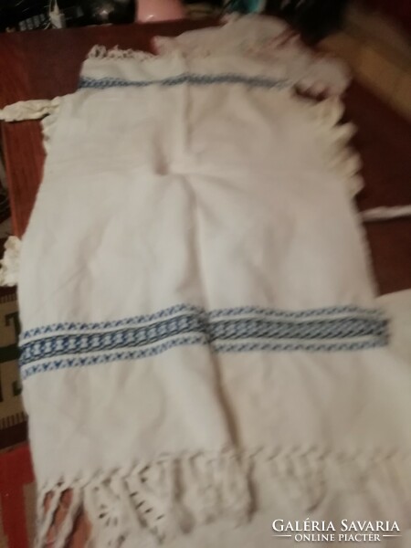 Old folk top 2 pcs 1 towel, apron in the condition shown in the pictures
