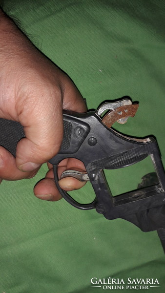 Retro magyar trafikáru  rózsapatronos játék bakelit rendőr magnum pisztoly RITKA a képek szerint