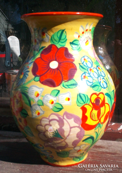 Ritka Kalocsai mintás keménycserép váza, dúsan és kézzel festett
