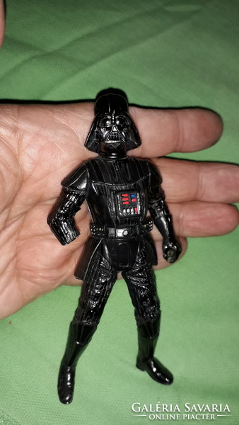 Old original hasbro star wars -darth vader figure with severed right hand as shown in the pictures