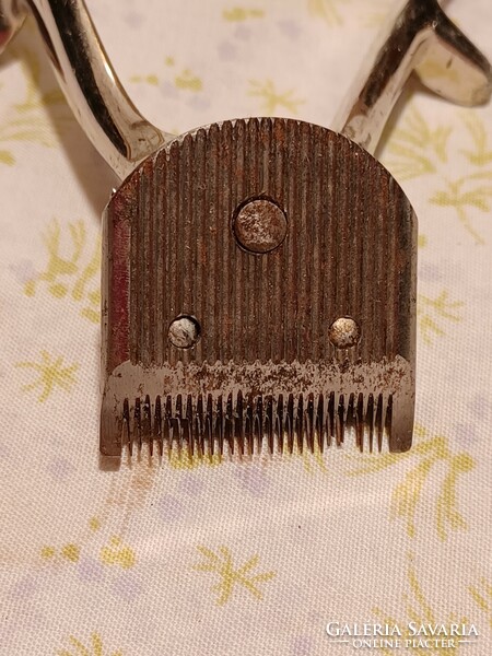 Valeska 1/10 mm marked mini metal hair clipper for decor