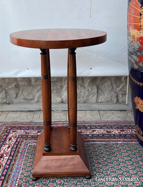 Oval restored art deco salon table
