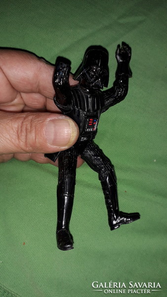Old original hasbro star wars -darth vader figure with severed right hand as shown in the pictures