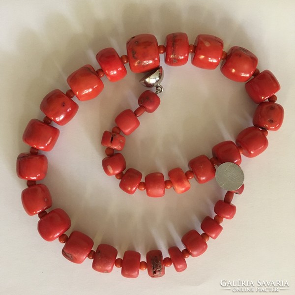 Huge coral necklace with silver magnet clasp