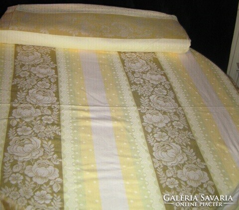 Beautiful vintage pastel pink damask bedding set quilt large pillow small pillow