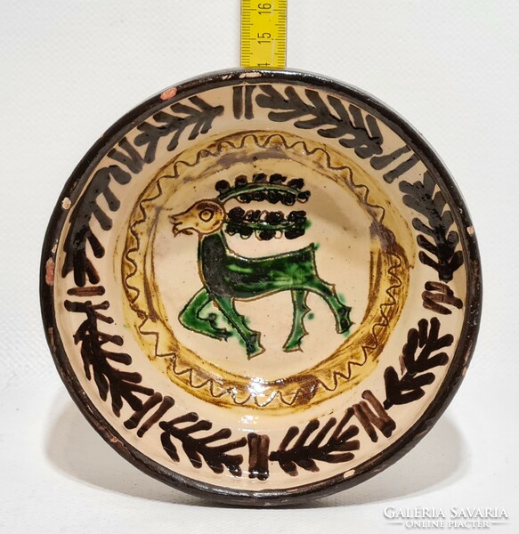 Folk, green, yellow deer pattern, off-white glazed ceramic wall plate (2797)