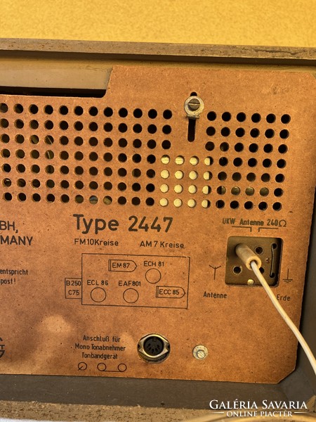 Old working grundig type 2247 radio with tube.