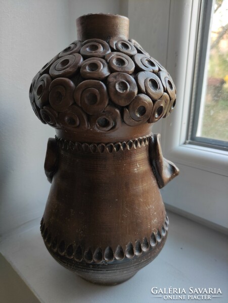 Bájos román kerámia váza vagy gyertyatartó, de Sebaj Tóbiásné frissen dauerolva névre is hallgat :)