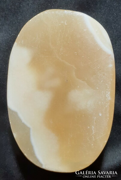 Scarab - hand carved onyx leaf weight - ancient Egyptian motif 7cm