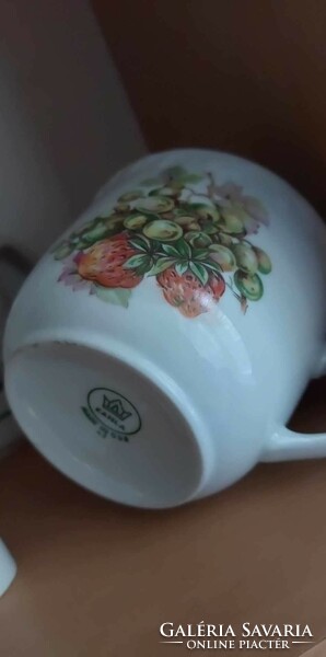 Kahla, strawberry-grape, porcelain tea mug, cup