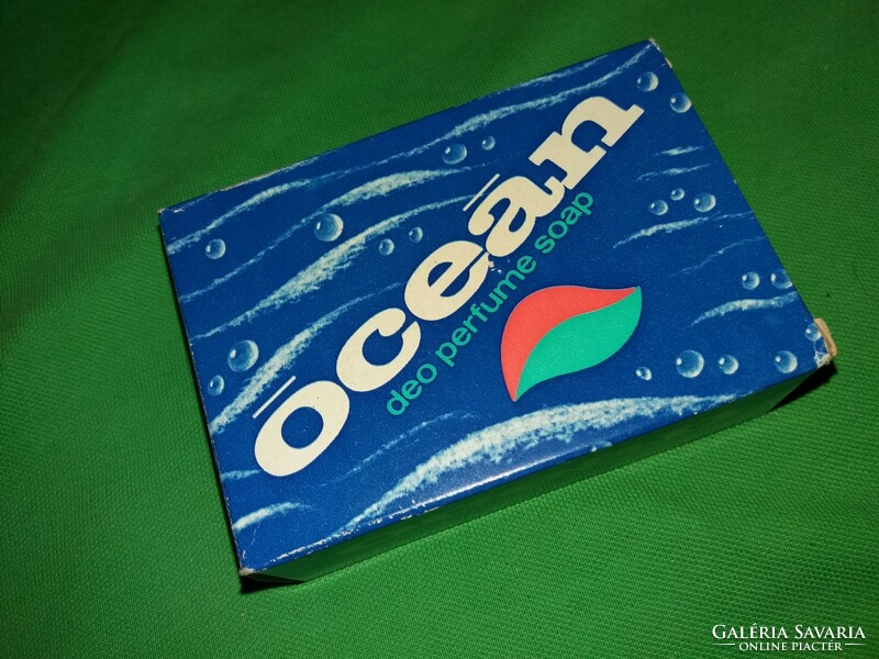 Retro 150-gram packaged ocean toilet soap with an intense scent, according to the pictures