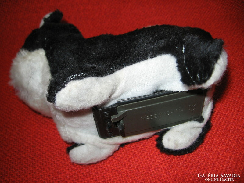 Retro mechanical, rechargeable cat plush figure, does not work