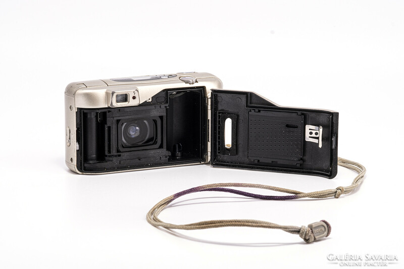 Nikon Lite Touch Zoom70W AF makró kompakt fényképezőgép.