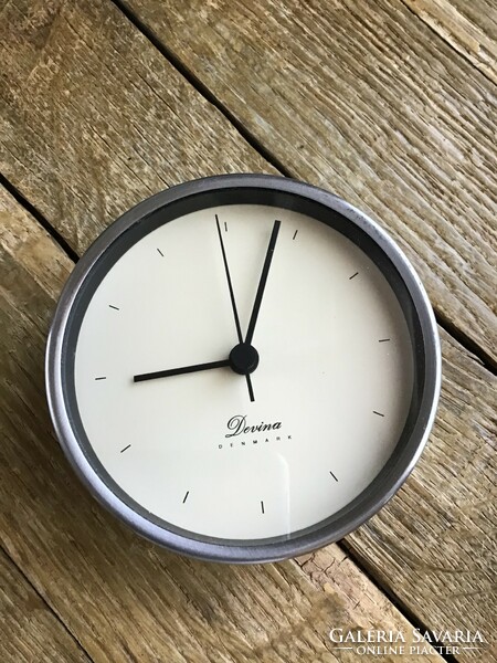 Danish devina quartz table clock børge olsen junghans with silver