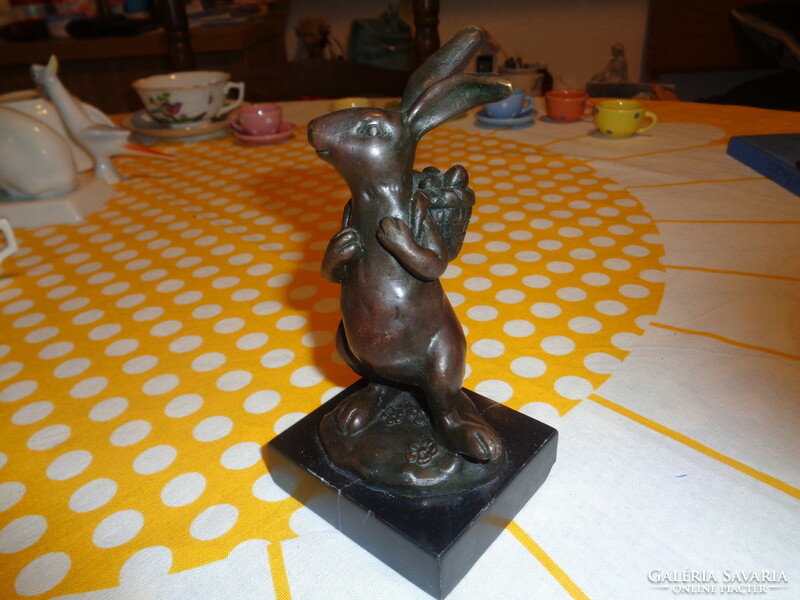 Milo bunny, marked, bronze and black marble base, 14 cm