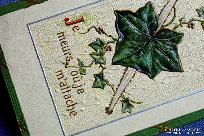Antik dombornyomott romantikus üdvözlő képeslap - borostyánlevél üzenettel