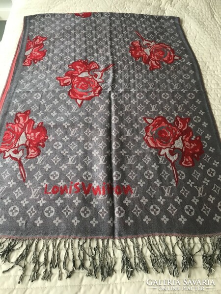 Louis vuitton scarf with rose pattern, design by stephen sprouse from 2008