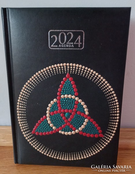 Hand-painted triquetra 2024 deadline diary / calendar with mandala decoration a5 daily