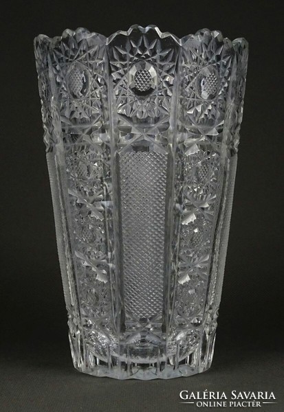 1P184 Régi csiszoltüveg váza virágváza 17 cm