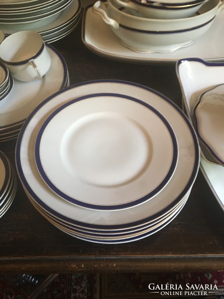 Kronach bavaria else German porcelain dinner/coffee set, incomplete, damaged condition.