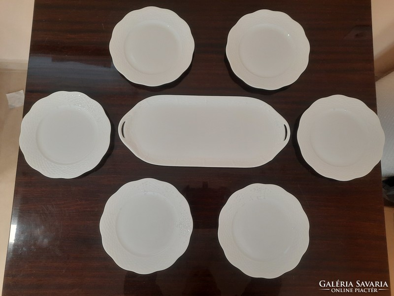 Set of white Herend porcelain cakes