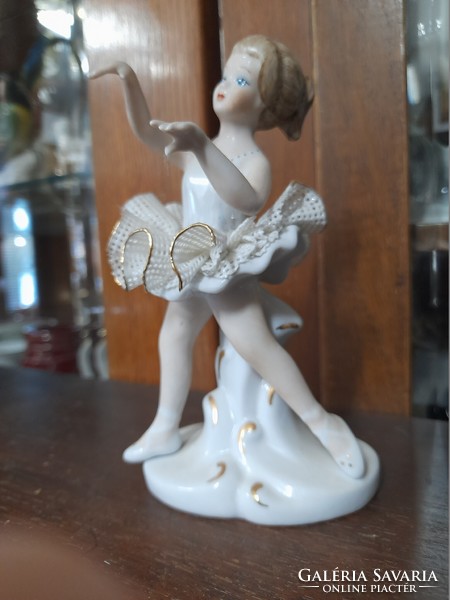 Balerina,Táncos Nő Porcelán Figura.