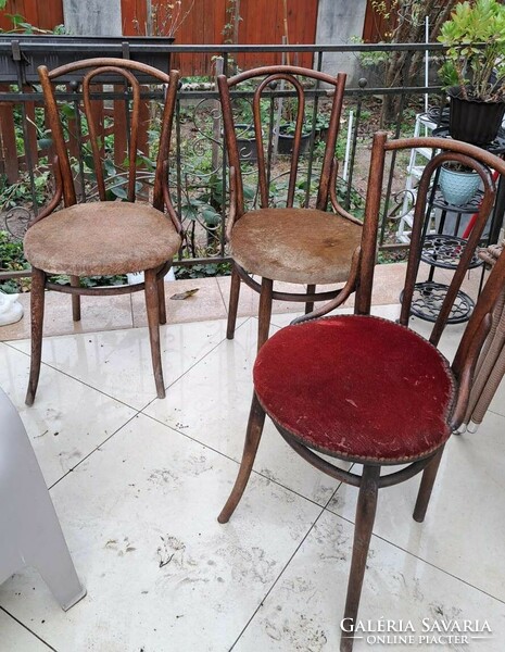 Antique thonet furniture 3 pieces (in need of renovation) original marked.