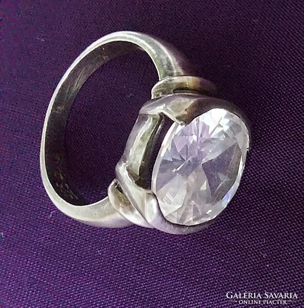 Silver polished stone ring
