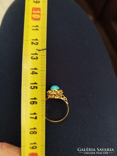 Women's ring with turquoise stones