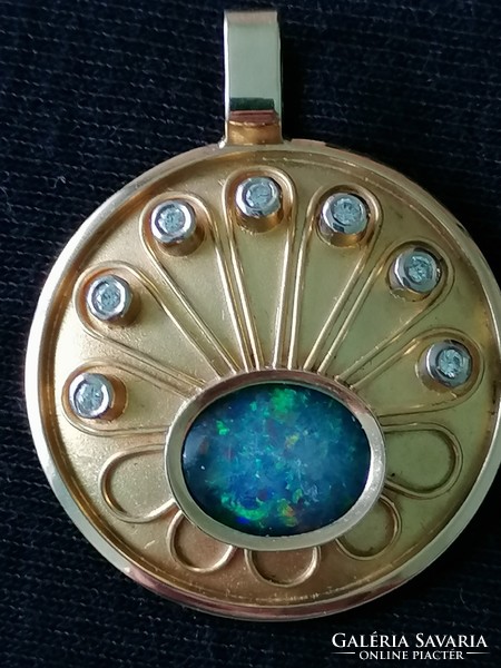 Opal brilliant gemstone gold pendant